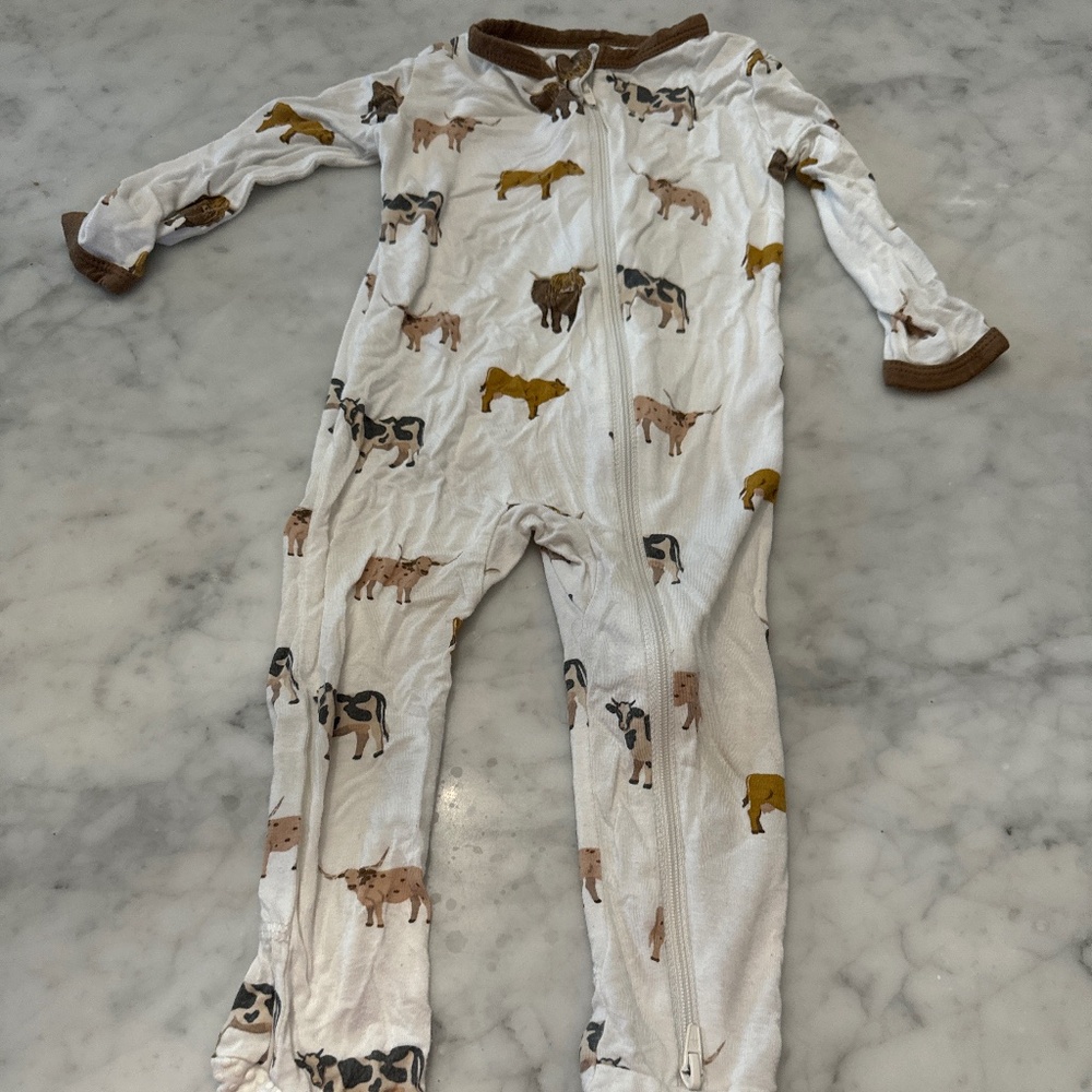 Kyte cow footie